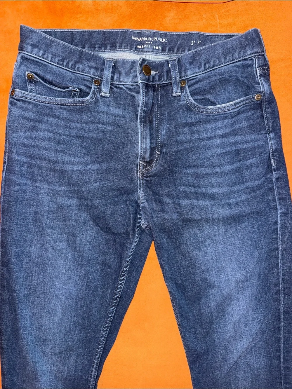 Men's Banana Republic Dark Blue Distressed, “Traveler Jean” Size 31x30